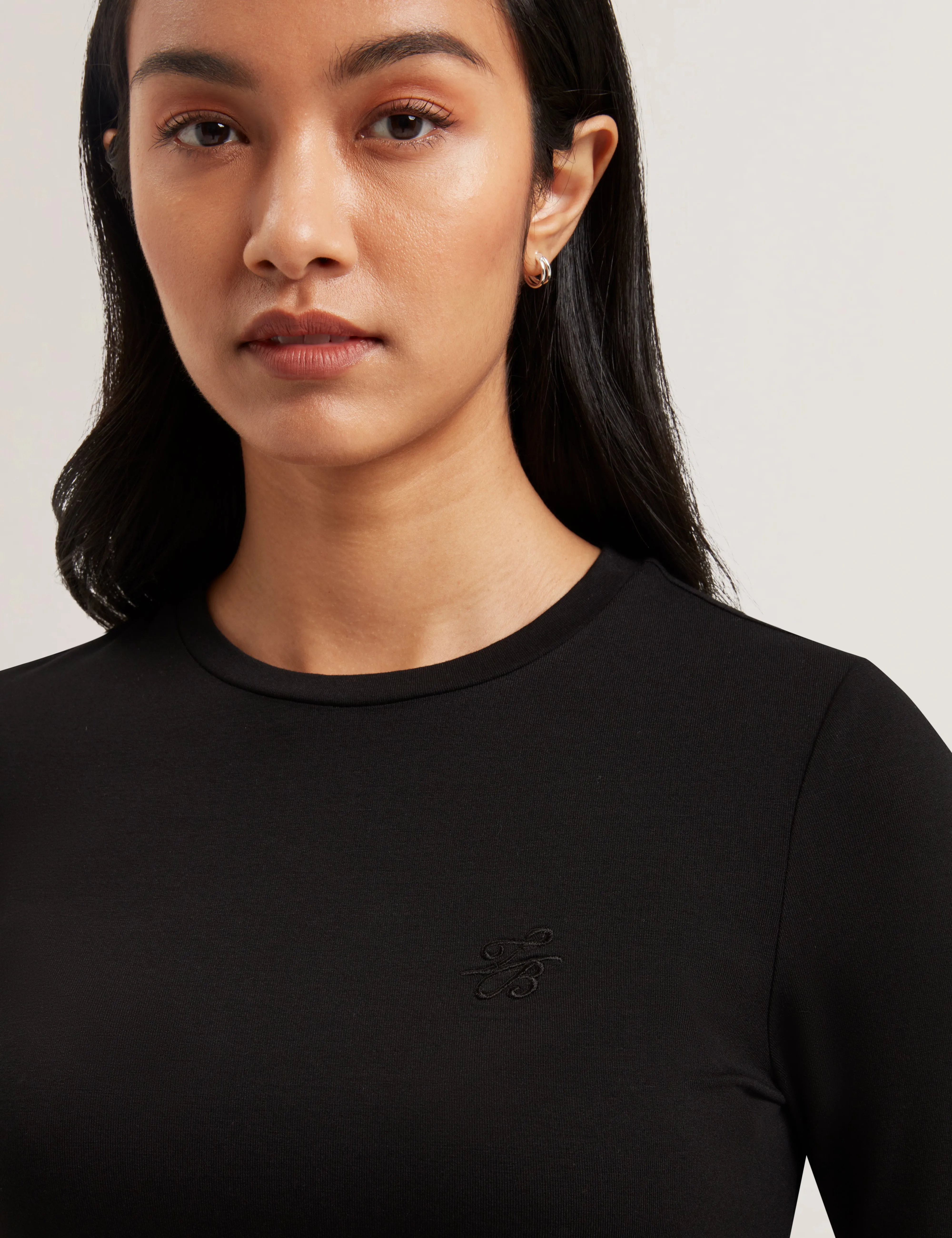 Casy Fitted Half Sleeve Chest Branded Tee Black