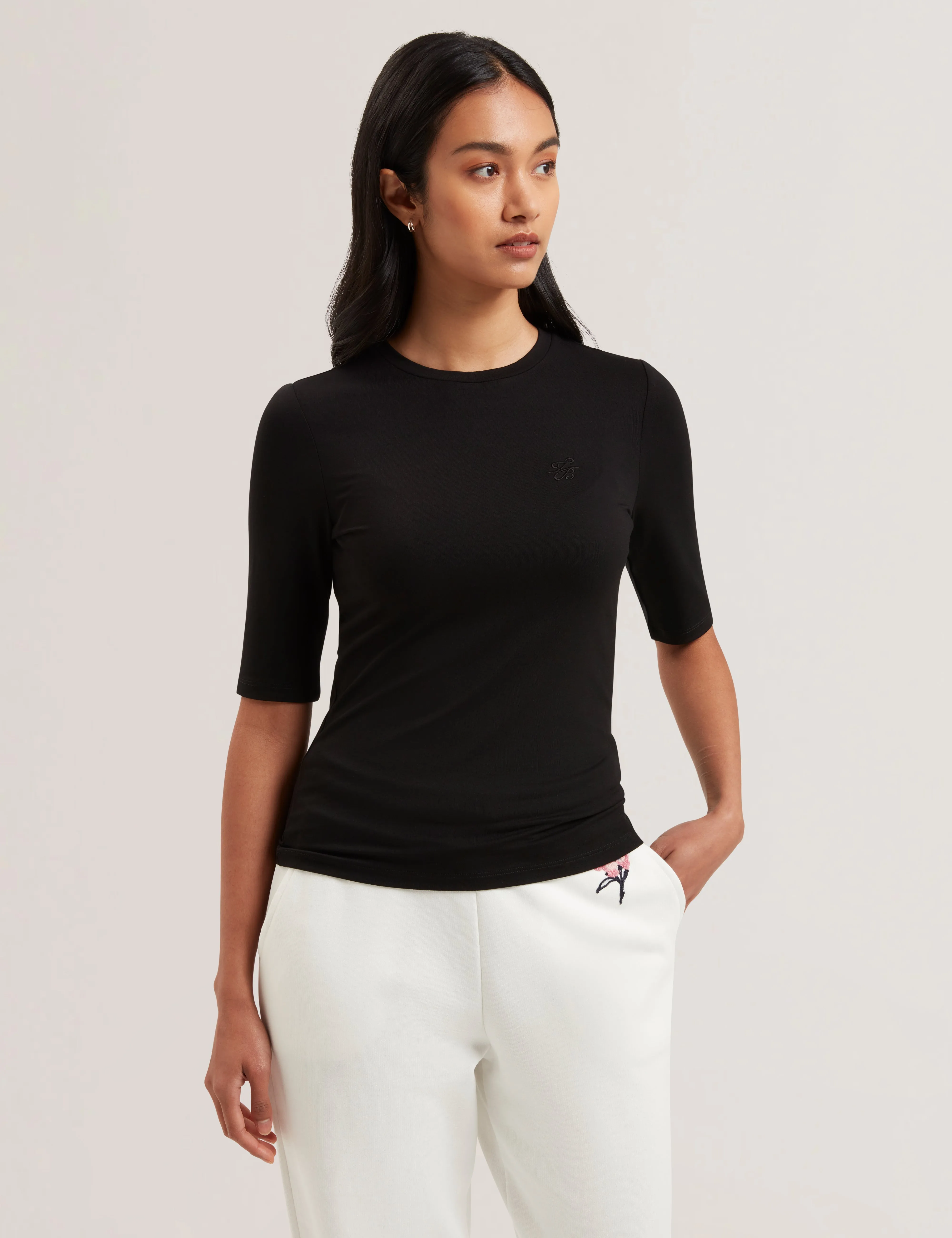 Casy Fitted Half Sleeve Chest Branded Tee Black