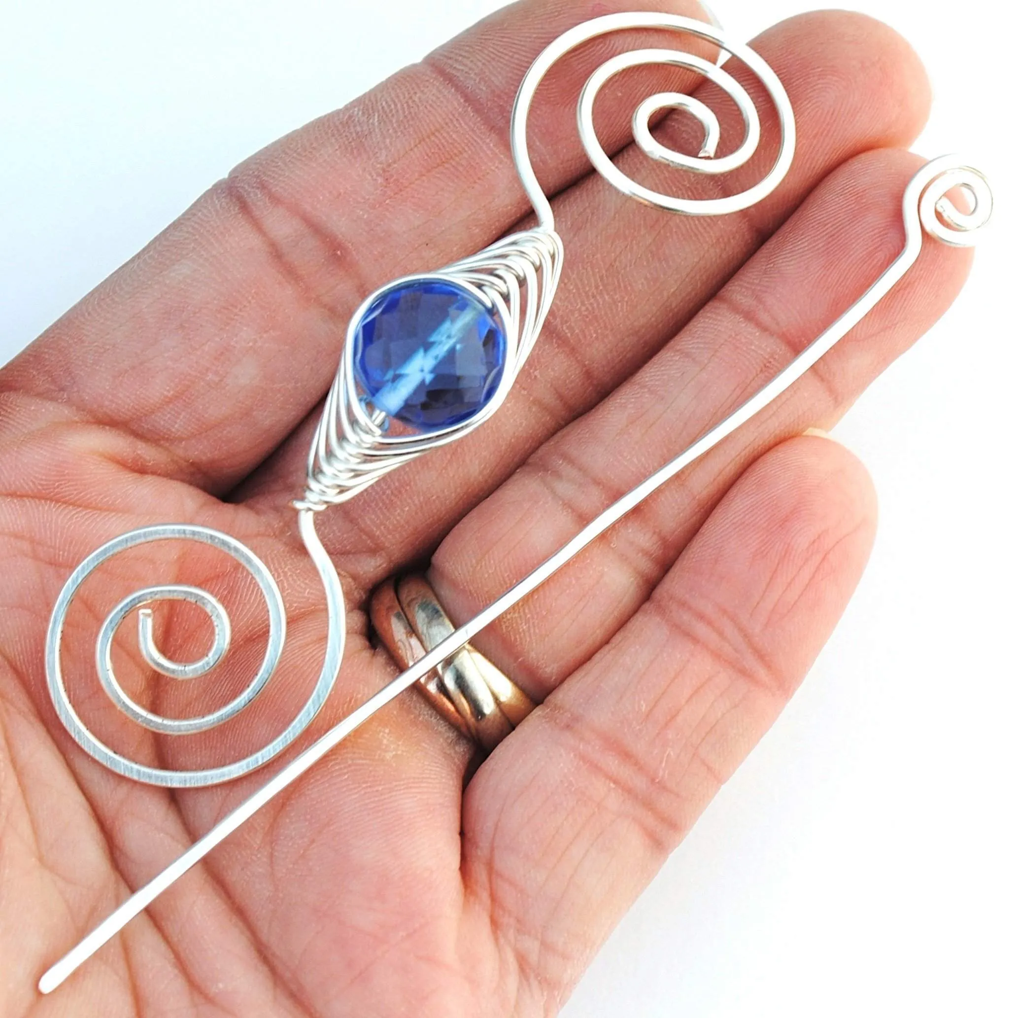 March Aquamarine Shawl Pin - Noteworthy Birthstone Silver