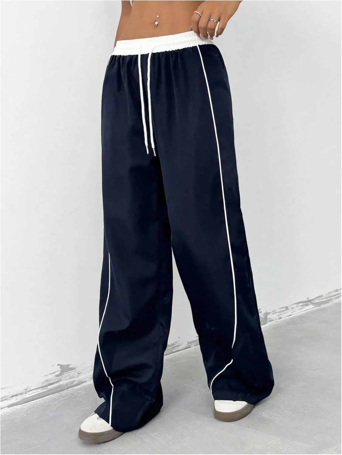 OYOANGLE Women's Baggy Track Pants Side Striped Drawstring Waist Y2K Wide Leg Sweatpants