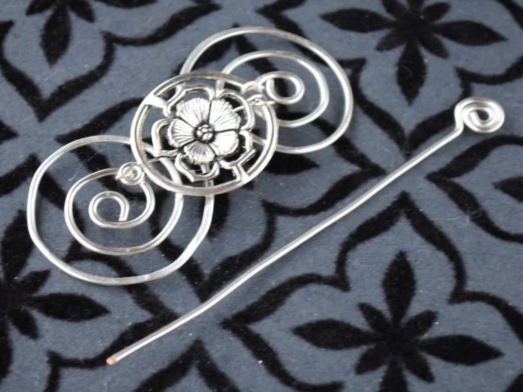 Sassenach English Rose Shawl Pin - Charmed Silver