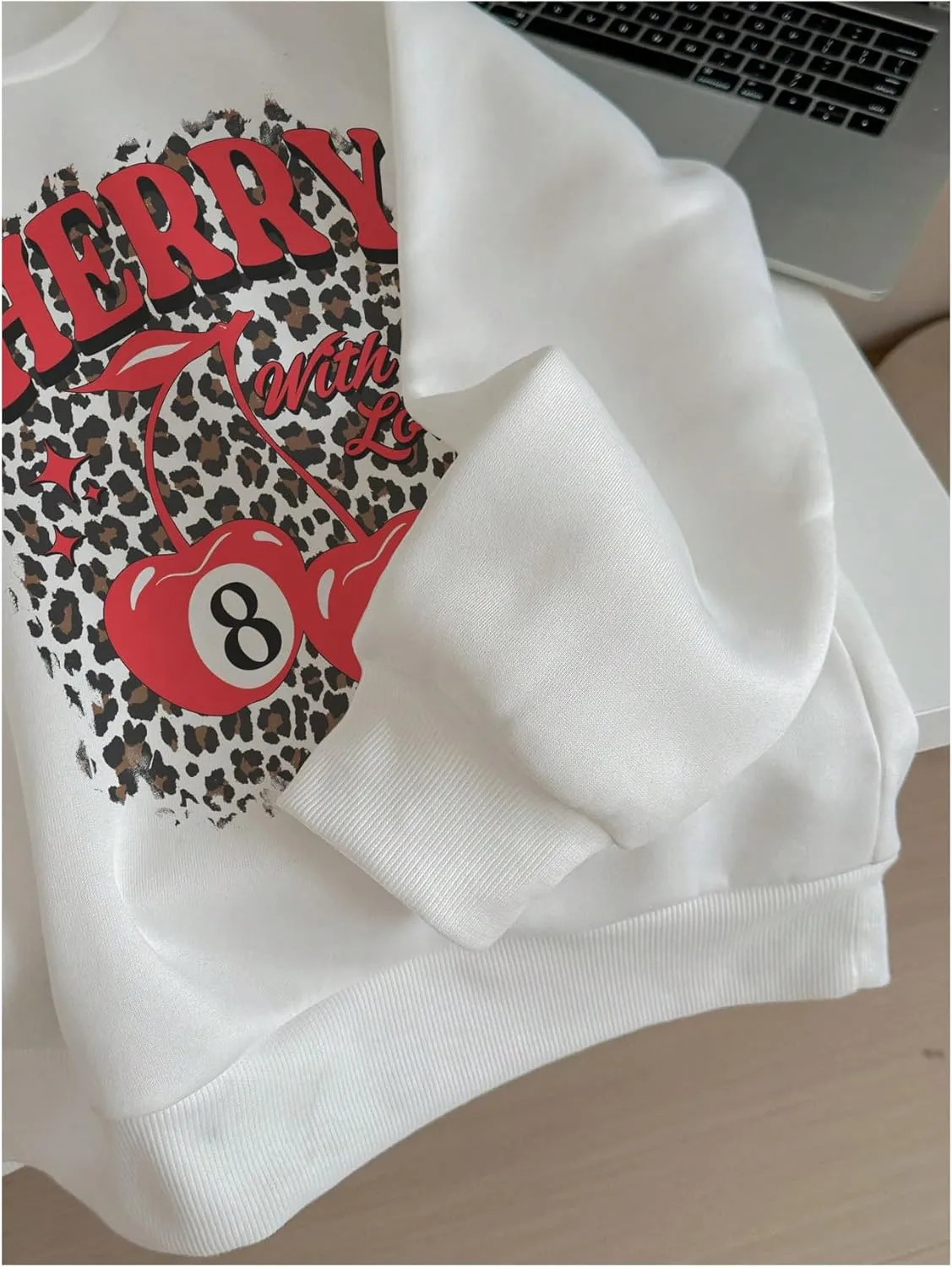 Women's Oversized Sweatshirts Bow Long Sleeve Crewneck Drop Shoulder Graphic Pullover Tops Trendy
